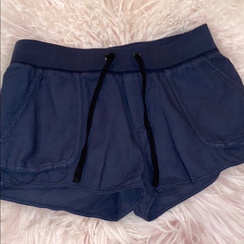 Aritzia shorts